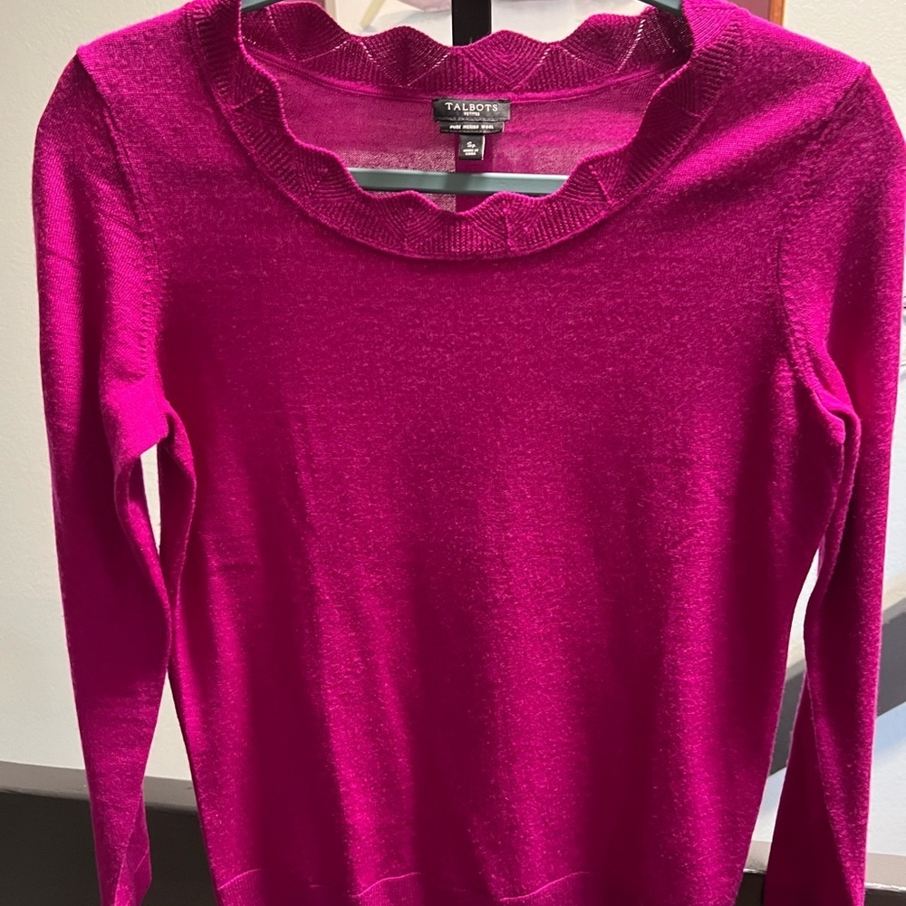 Talbots Fuchsia Scalloped Sweater #276
